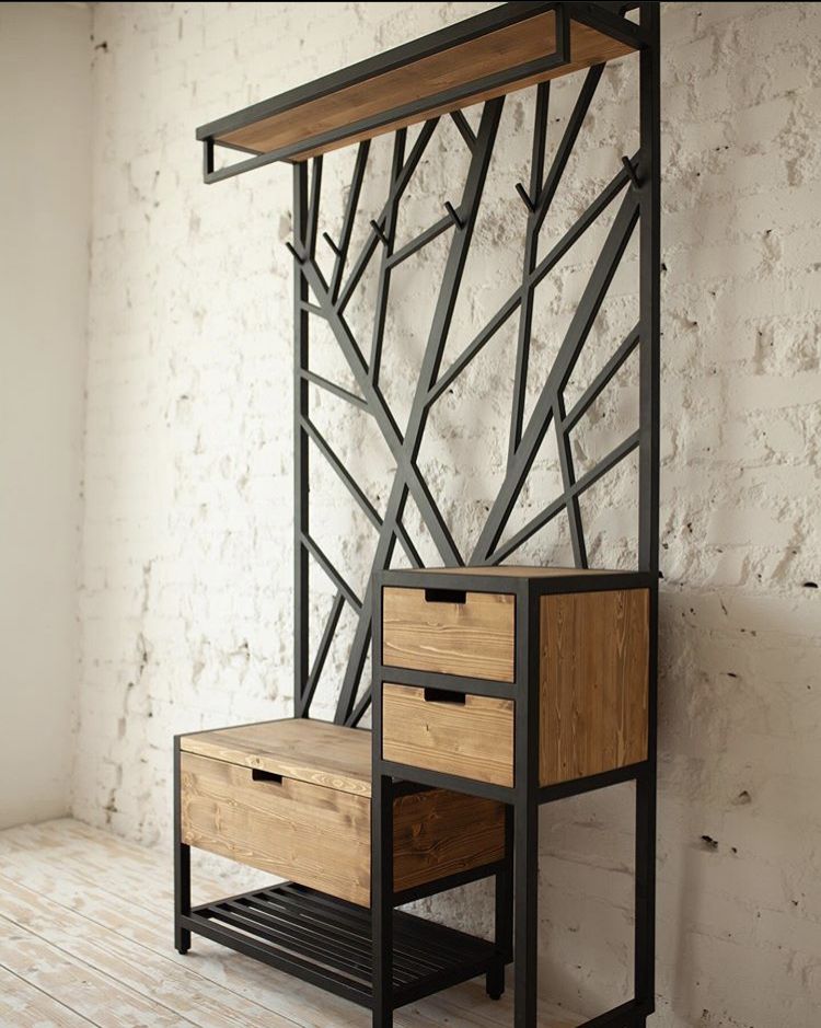 Прихожая в стиле лофт из металла и дерева с вешалкой